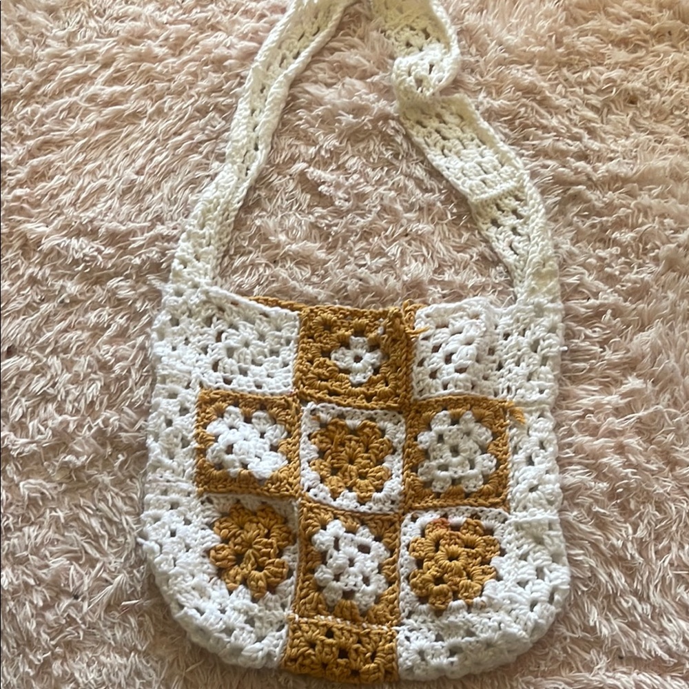 Vintage White and Tan Crossbody Bag with Checkerboard Pattern